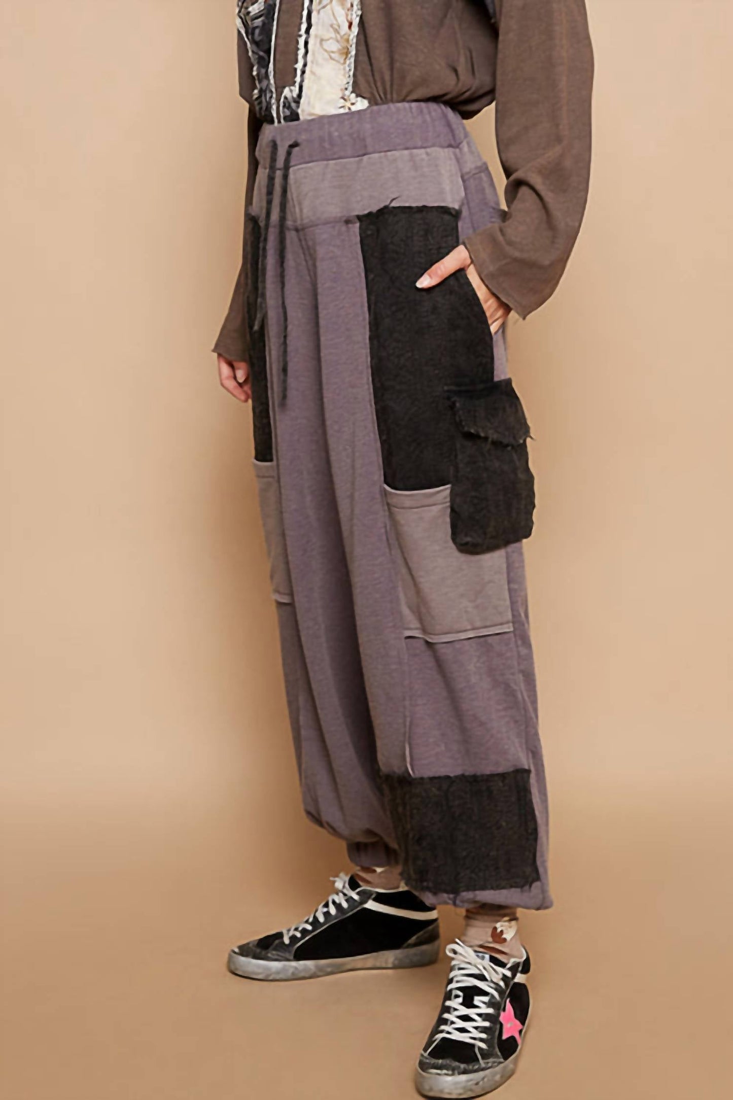 Pol - BLACK DETAILED PANTS