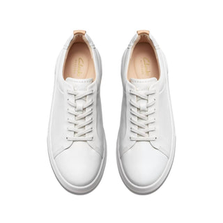 Clarks - Caminhada Hollyhock
