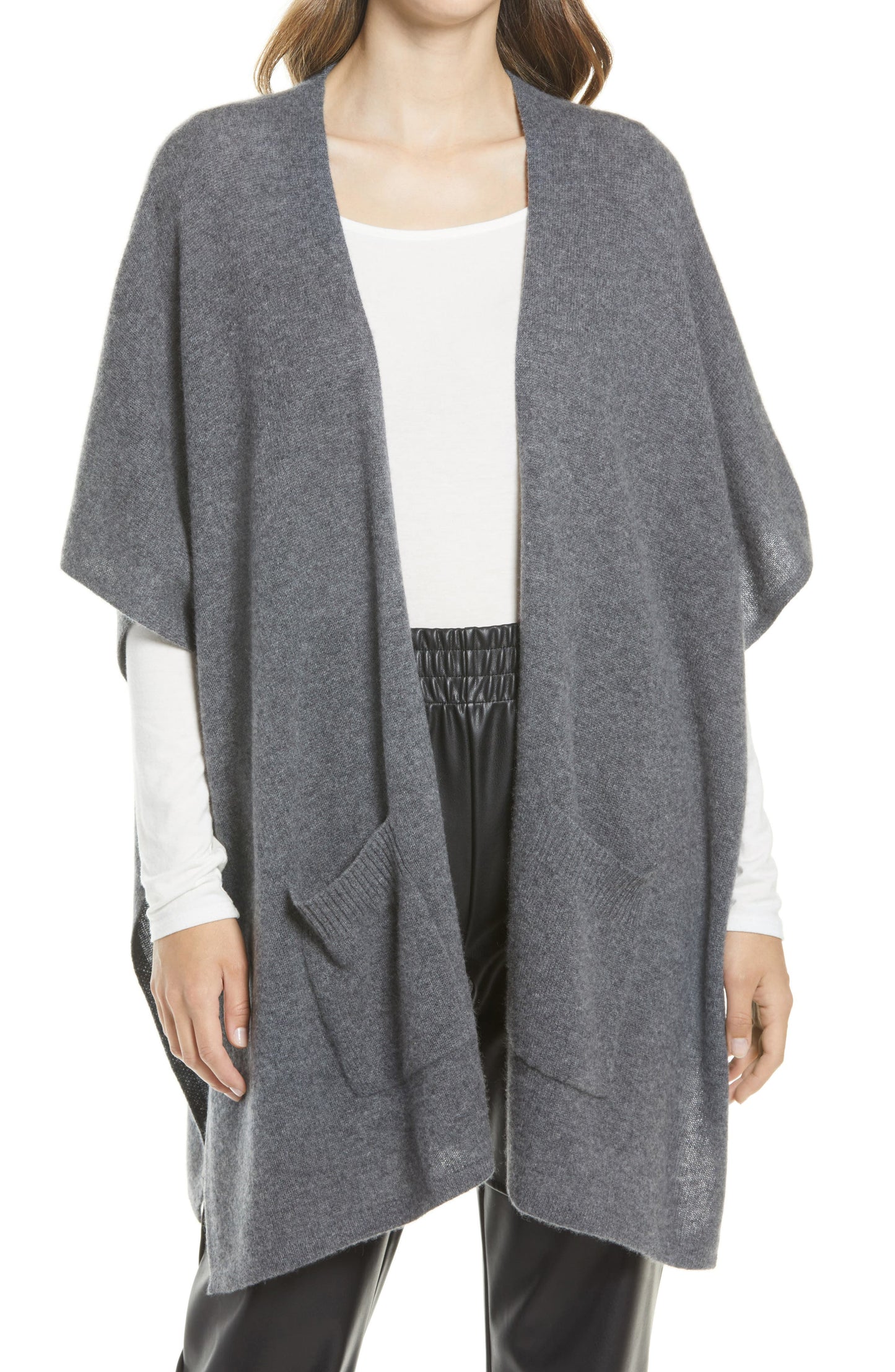 Nordstrom Recycled Cashmere Ruana em cinza escuro mesclado tamanho único