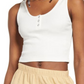 Camiseta curta Henley com mistura de algodão orgânico Bp., cor marfim, tamanho médio