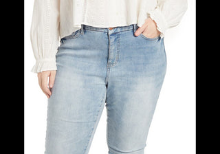 Treasure &amp; Bond Top com decote em V e ilhós Shiffly, cor marfim, tamanho 3X