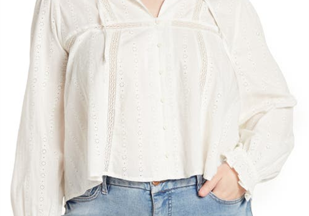 Treasure &amp; Bond Top com decote em V e ilhós Shiffly, cor marfim, tamanho 3X