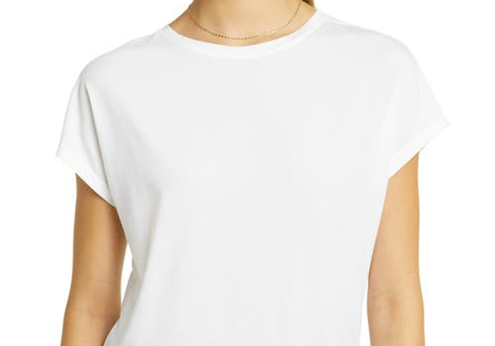 Camiseta Zella Studio branca com costas torcidas, tamanho X-S