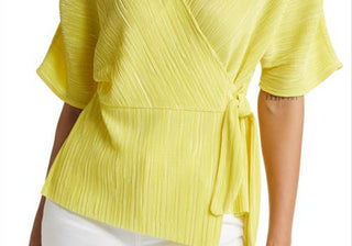 Blusa Halogen Plissé Wrap - Amarelo Celandine - Tamanho Grande