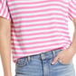 Camiseta Caslon com mangas amarradas, estampa listrada rosa Ibis e branca, tamanho médio