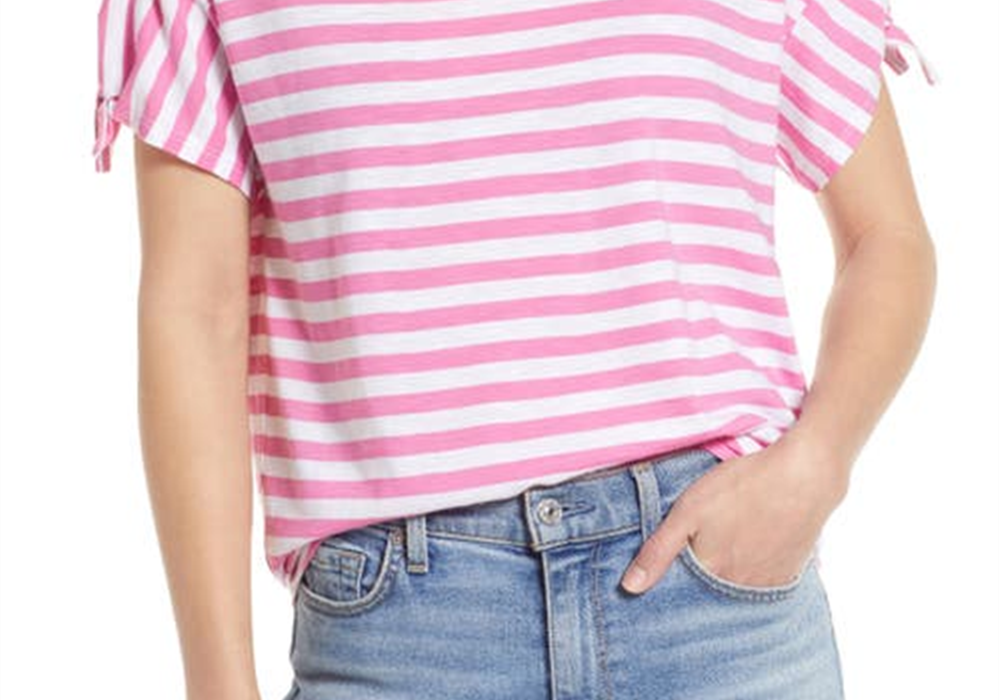 Camiseta Caslon com mangas amarradas, estampa listrada rosa Ibis e branca, tamanho médio