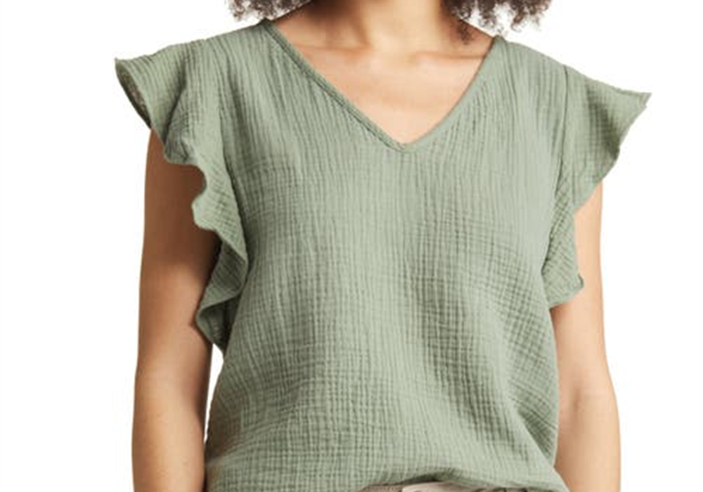 Blusa Caslon Verde Dune com decote em V e mangas franzidas, tamanho extrapequeno