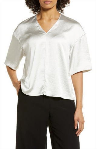 Blusa Nordstrom com decote em V em marfim, tamanho pequeno