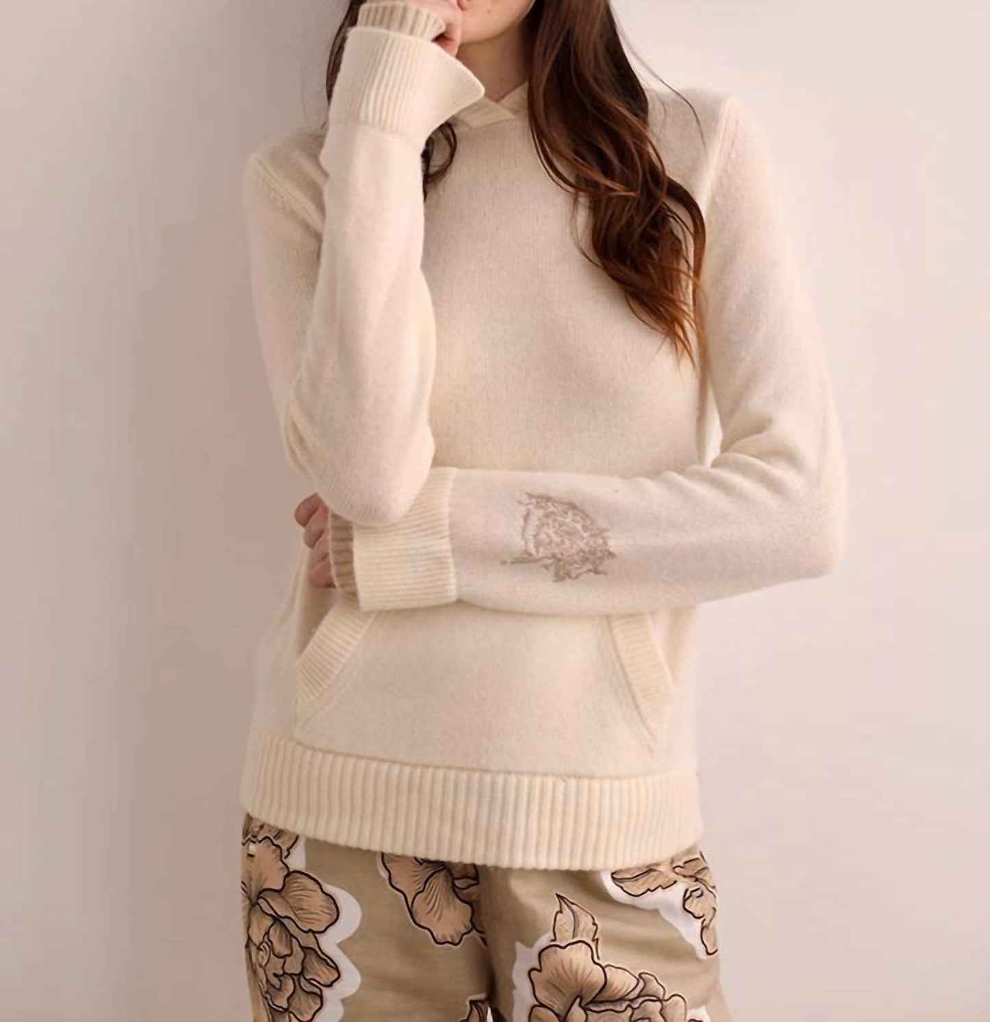 Las Sureñas - Cheetah Embroidered Hoodie