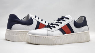 Kcr Group - Tênis Feminino Clássico de Couro