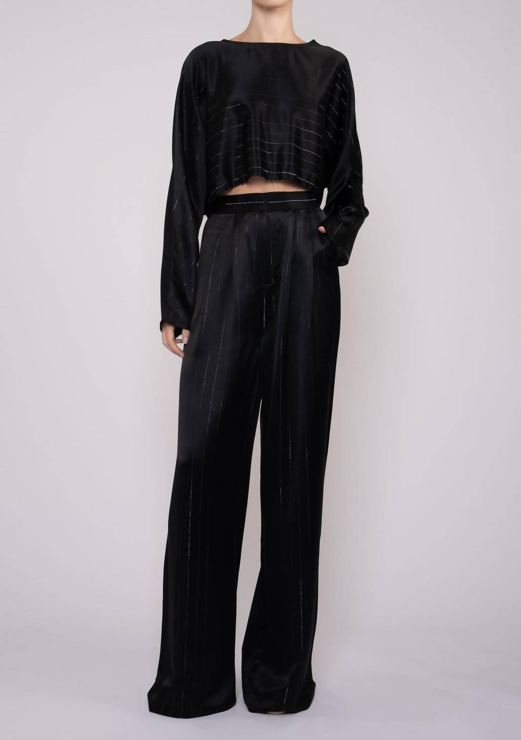 Nonchalant Label - Ian Crop Top