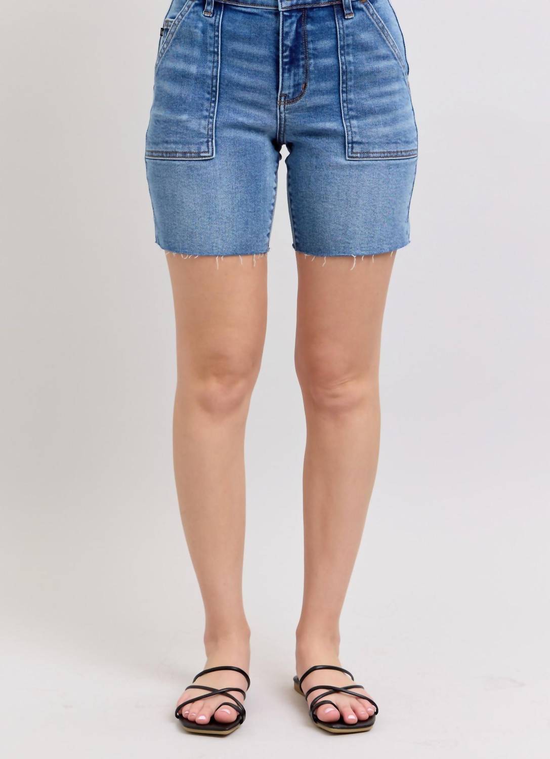 Judy Blue - Mid Rise Bermuda With Flap Pockets Denim Short