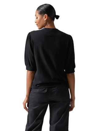 Santuário - Camiseta de Técnica Mista