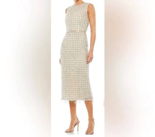 Mac Duggal - Vestido curto sem mangas com gola alta e contas