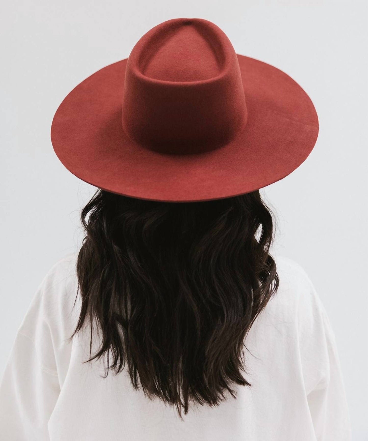 Gigi Pip - Women's Triangle Crown Wide Brim Hat