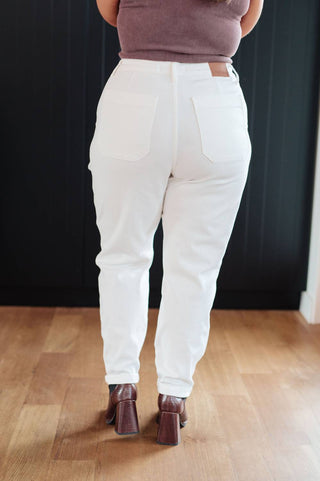 Judy Blue - High Rise Contrast Thread Jogger