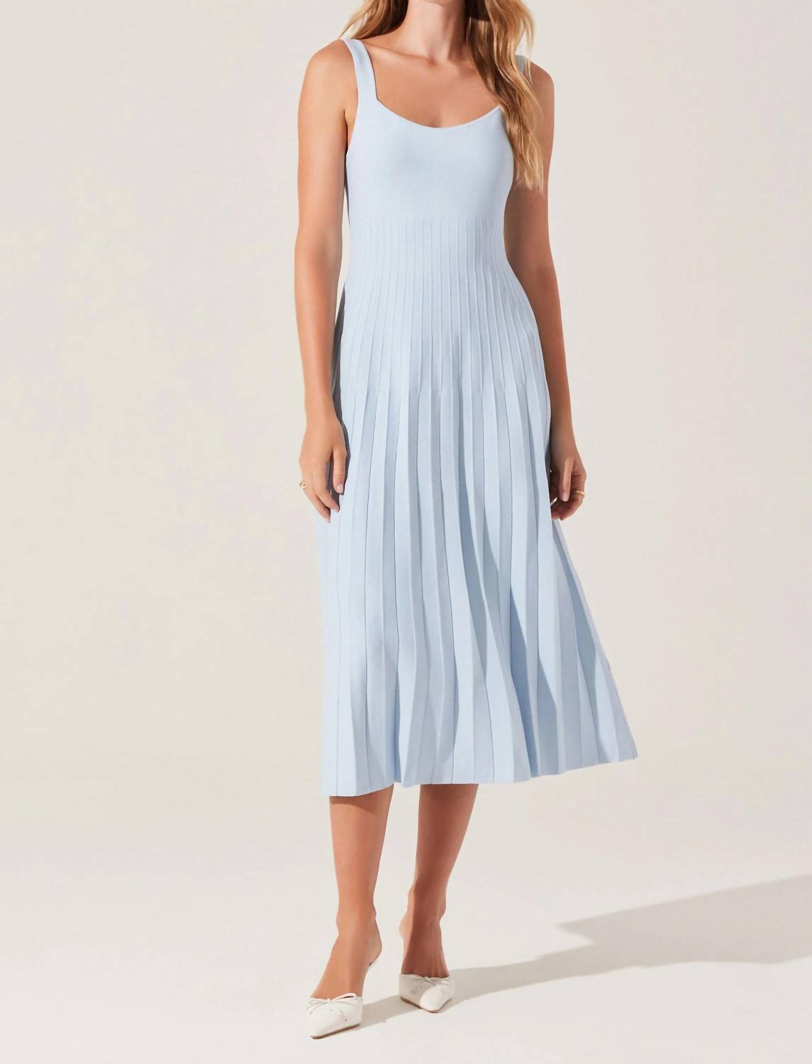 Astr - Aylin Pleated Midi Sweater Dress