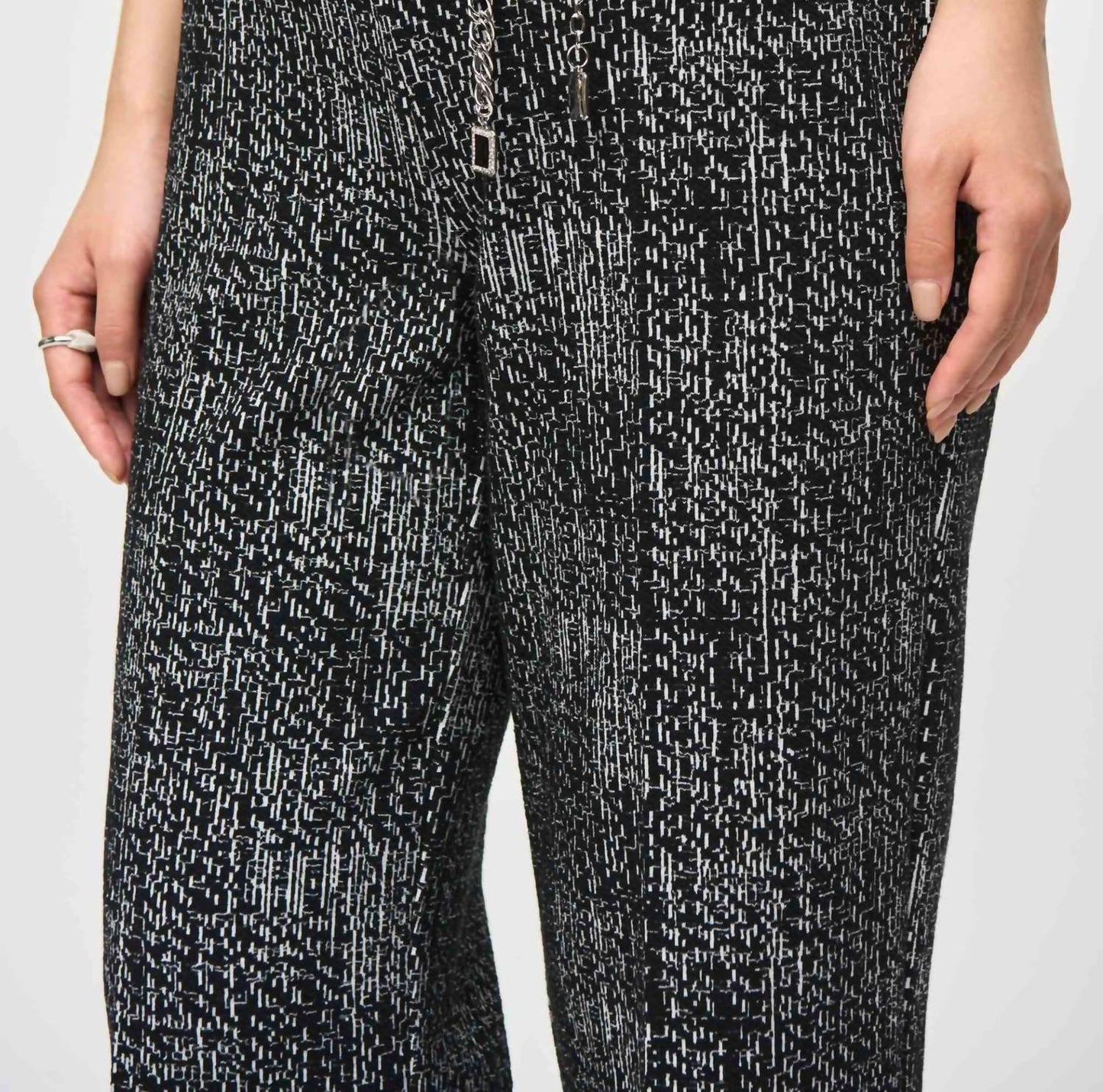 Joseph Ribkoff - Chain Belt Tweed Wide Leg Pant