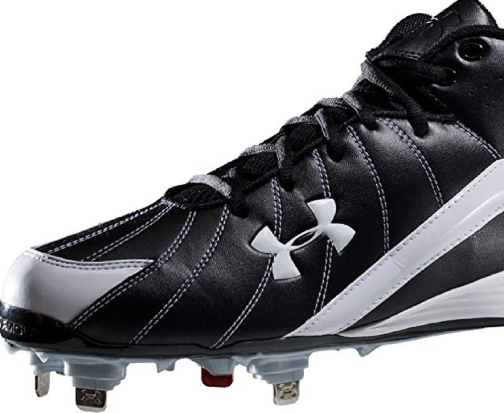Chuteira de beisebol Under Armour Twin Bill II IC masculina, preta/branca, tamanho 14 D(M) EUA