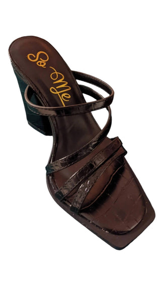 Clique no sapato - Sandália de salto grosso Always The Bridesmaid para mulheres