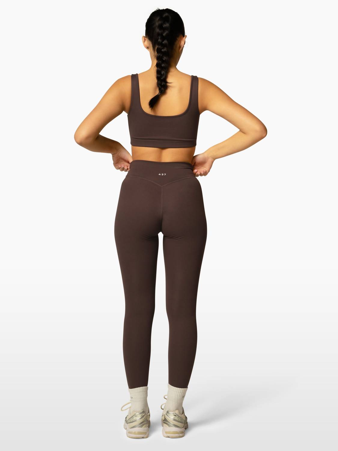 437 - V Legging