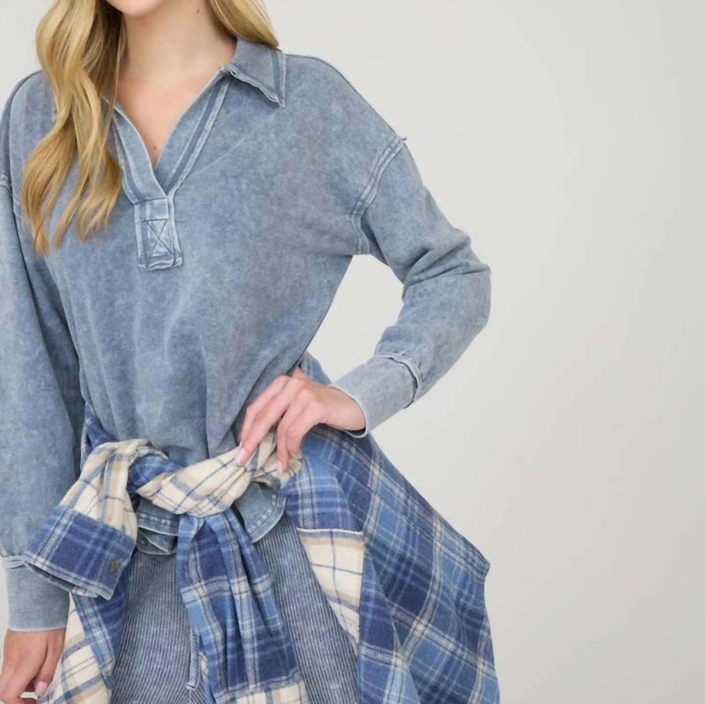 Blu Pepper - Washed Long Sleeve U Hem Polo Knit Top