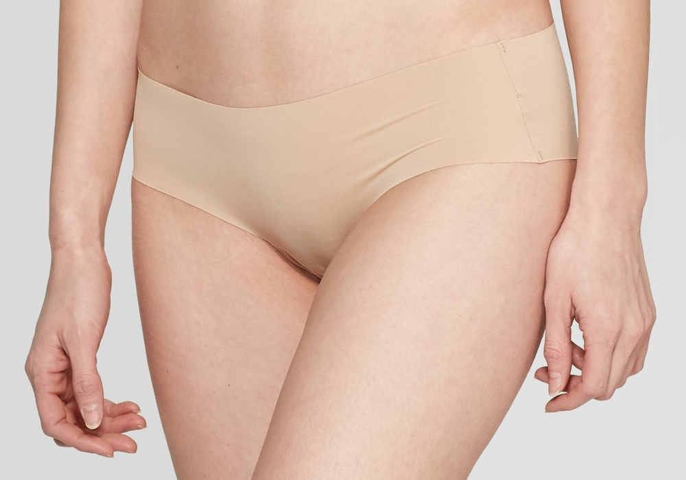 Roupa íntima feminina Auden Invisible Edge Cheeky em bege perolado, tamanho G