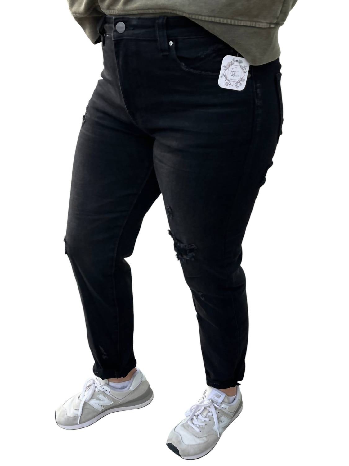 Risen - Distressed Relaxed Jean