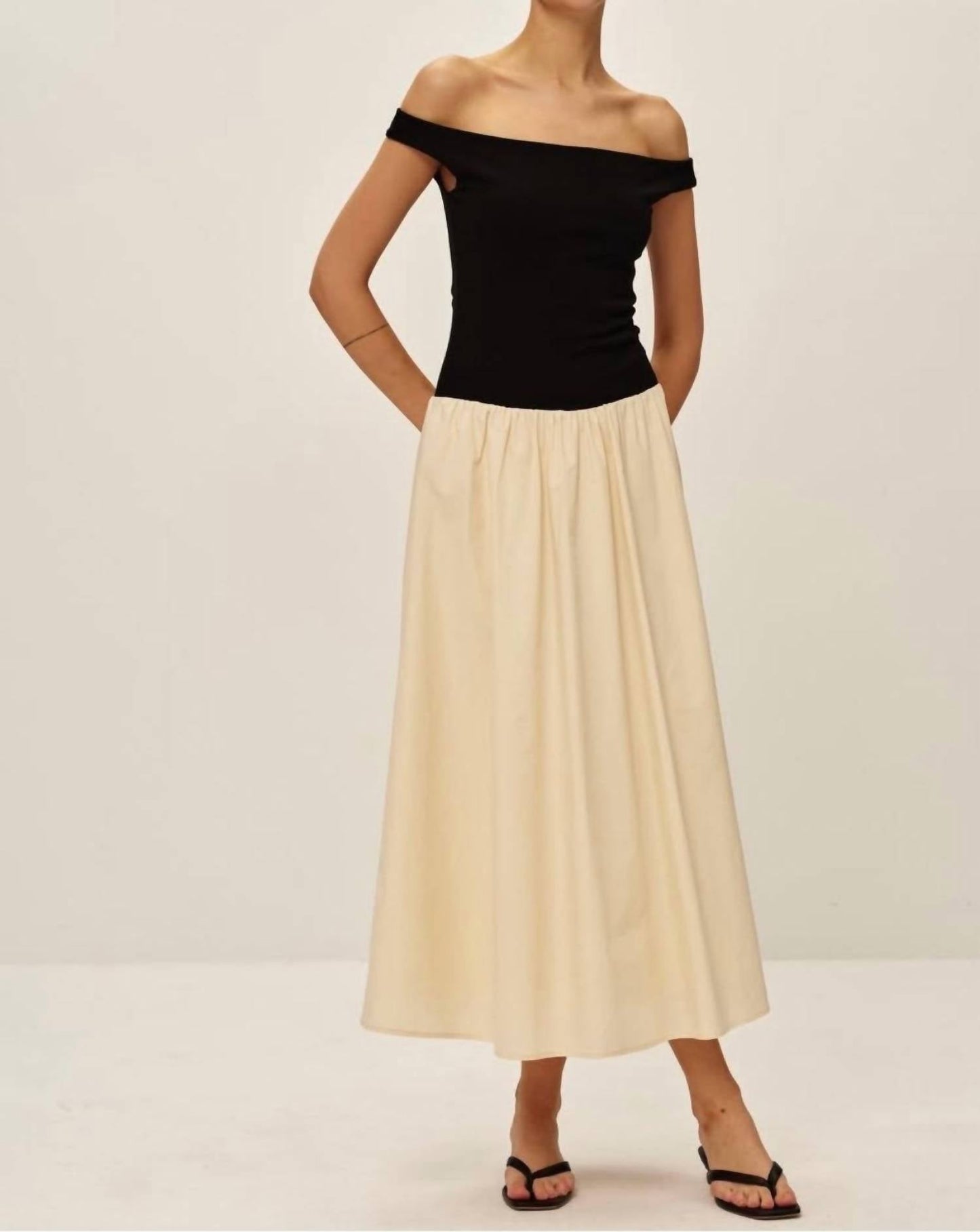 Elodie - Simone Midi Dress