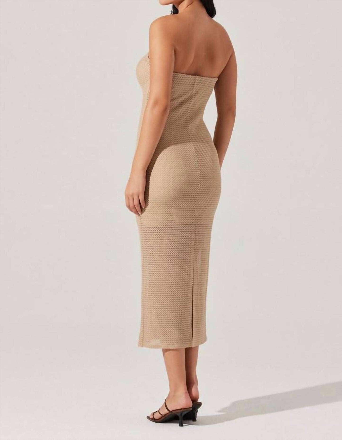 Astr - Kasandra Midi Dress