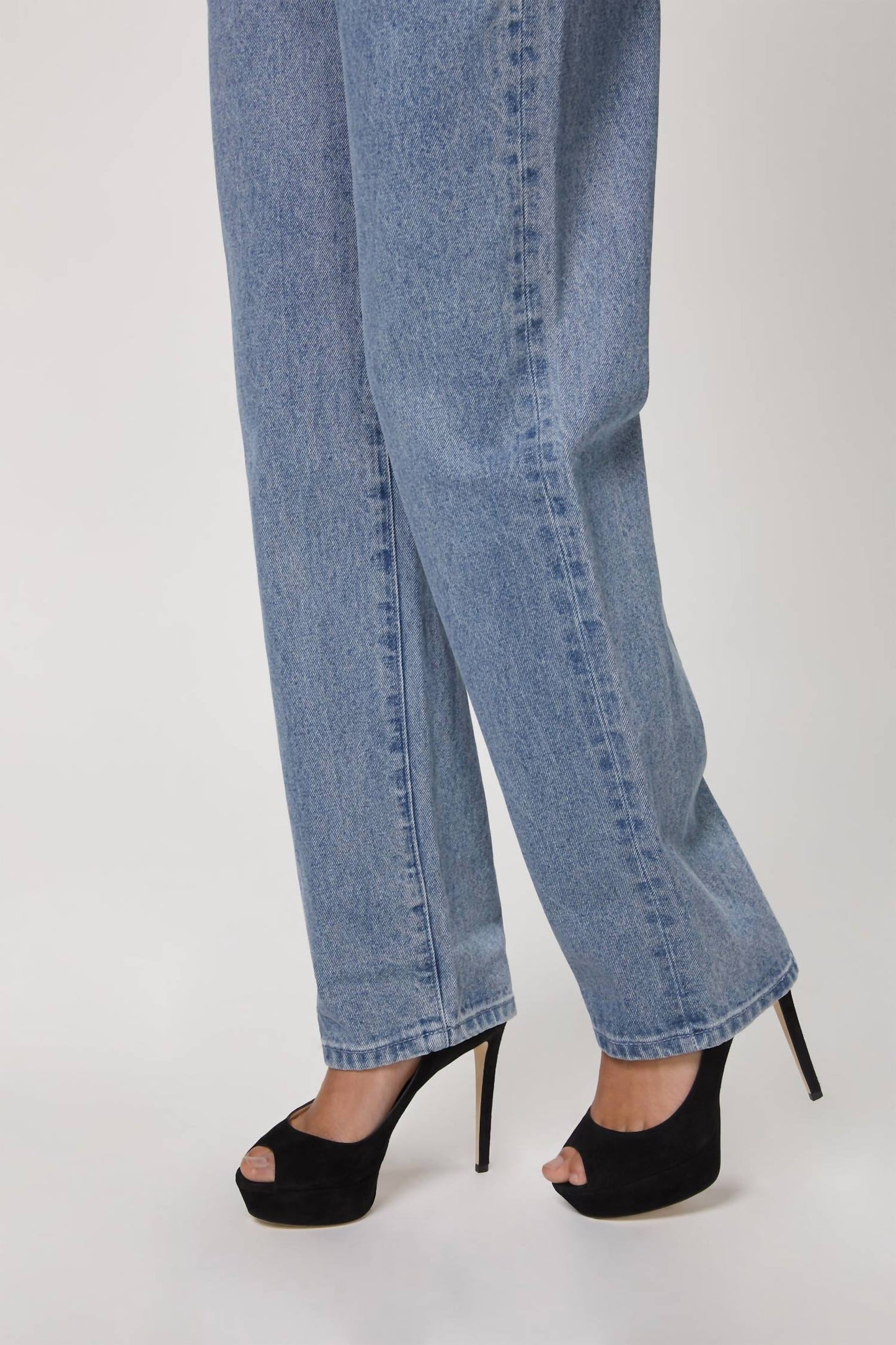 We Wore What - MOM JEAN