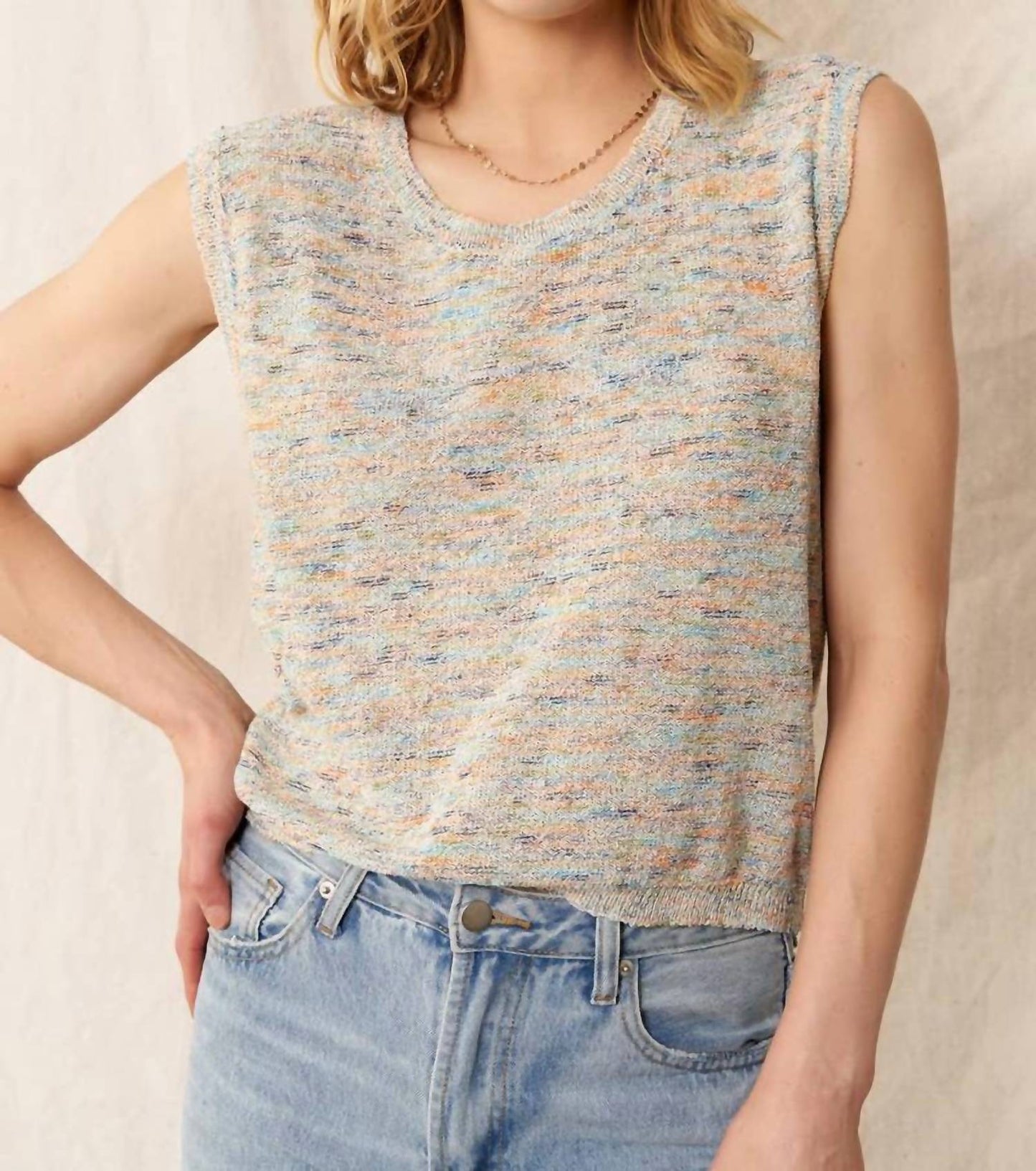 En Creme - Sleeveless Sweater
