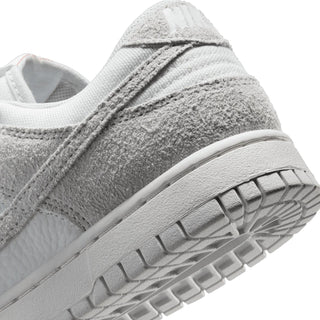 Nike - Tênis Dunk Low Summit Feminino