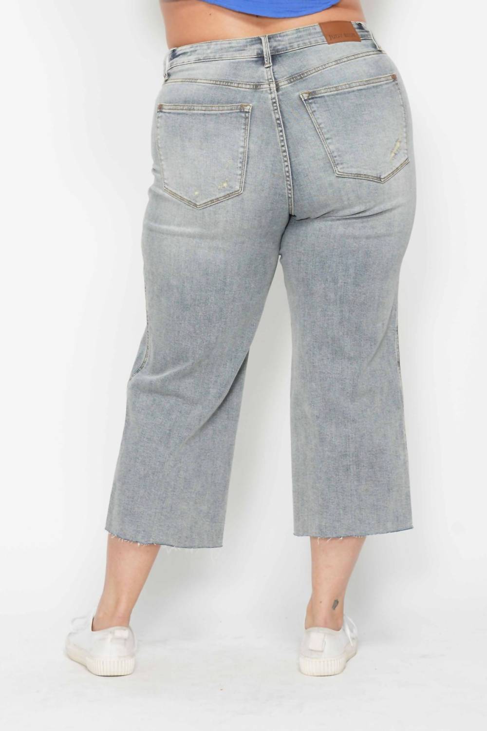 Judy Blue - Mid Rise Tummy Control Cropped Wide- Plus