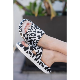 Julia Rose - Women's Insanely Comfy Beach Casual Slides Sandal