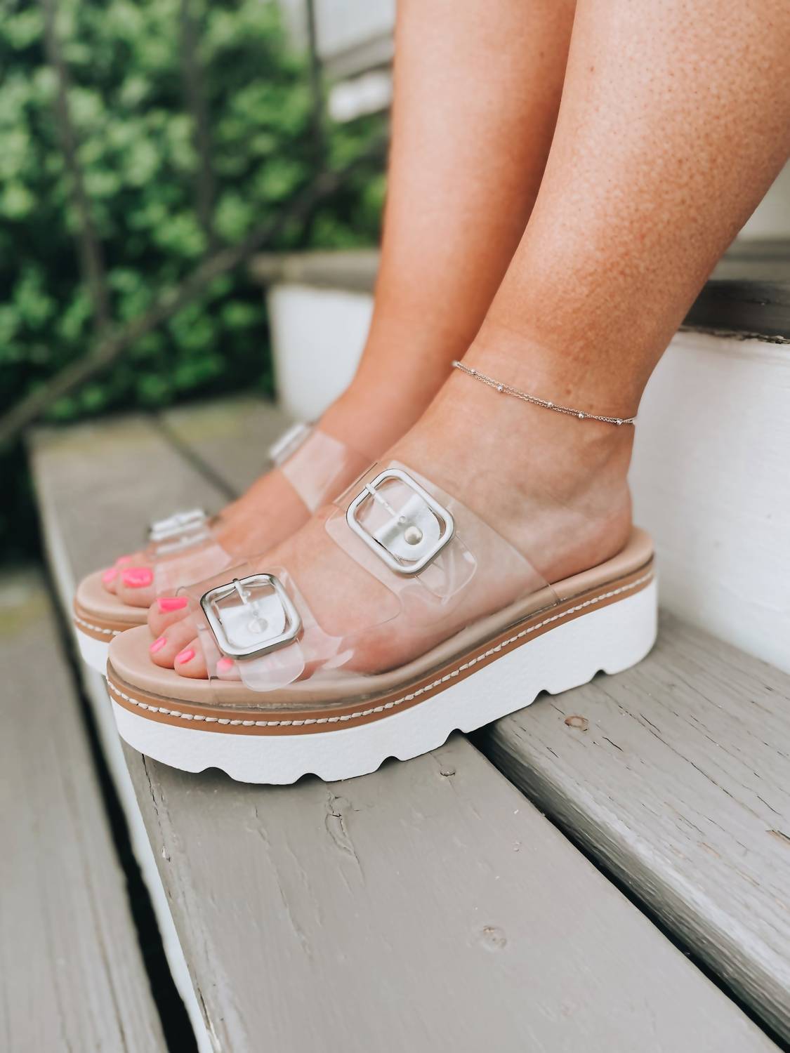Chinese Laundry - Women's Buckled Platform Wedge Sandal