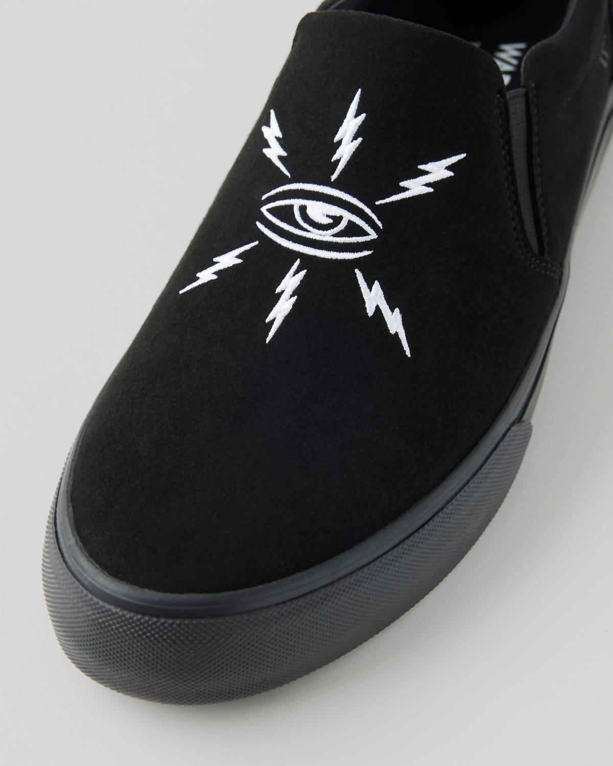 War Saw - Men's Stranger Slip-on