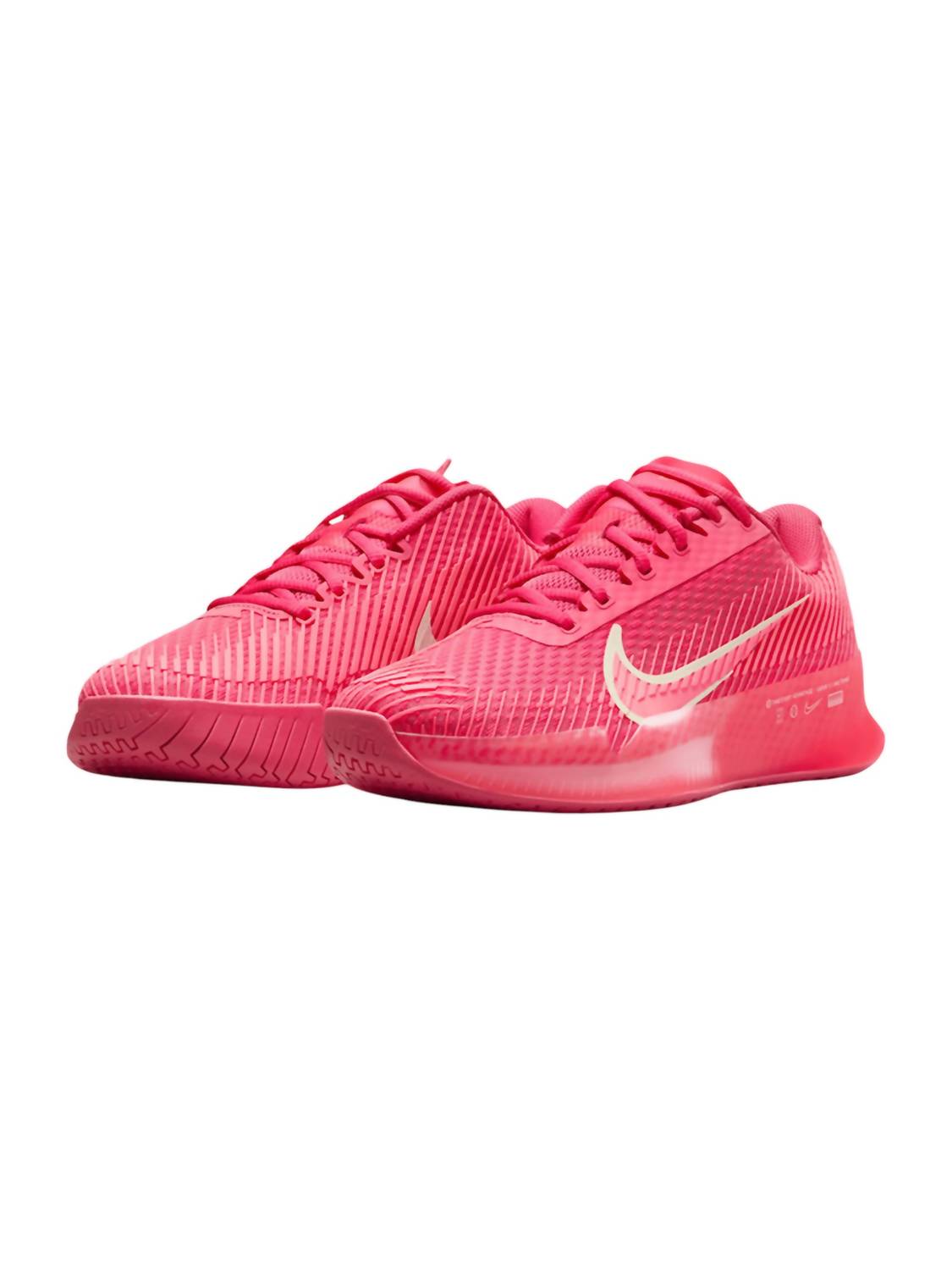 Nike - Women's Zoom Vapor 11 Shoes
