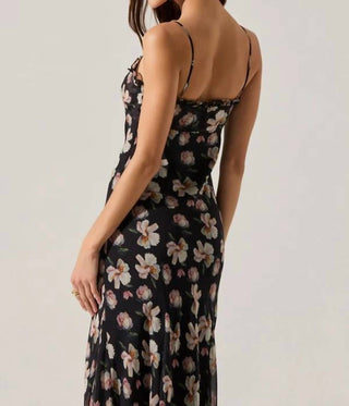 Astr - Maeryn Sweetheart Ruffle Maxi Dress