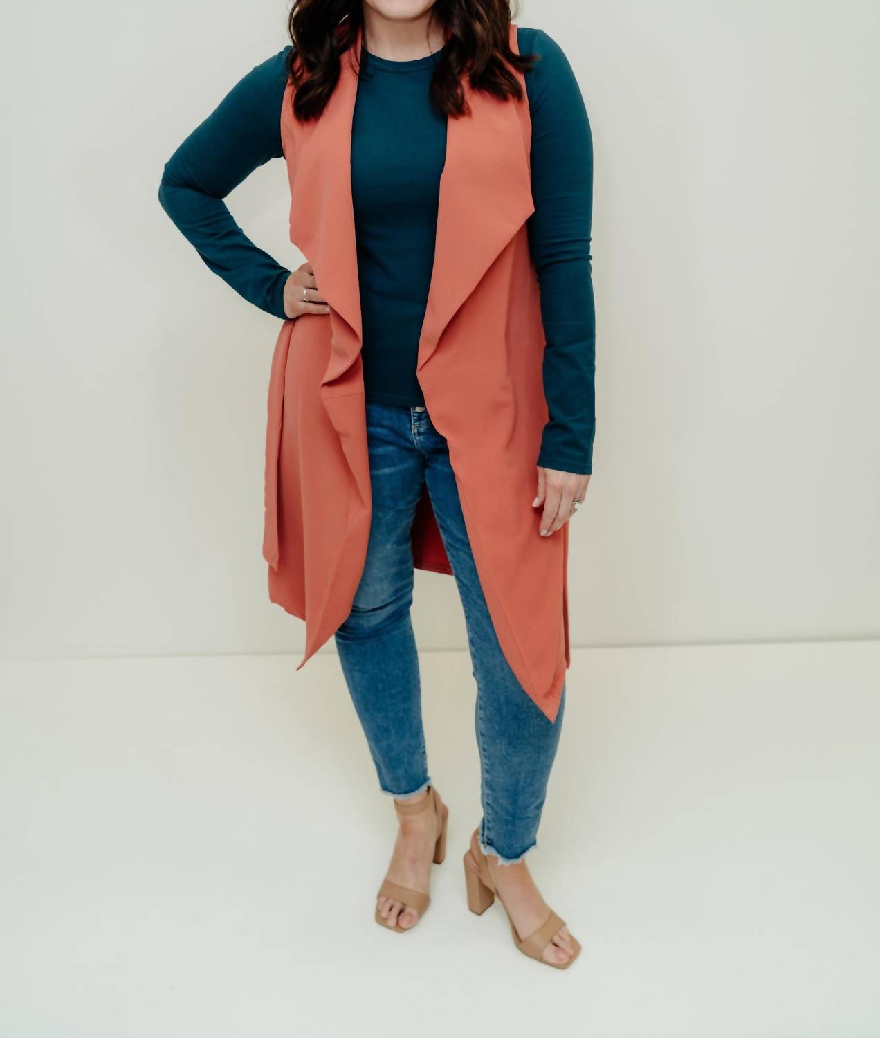 Listicle - Mel Open Vest