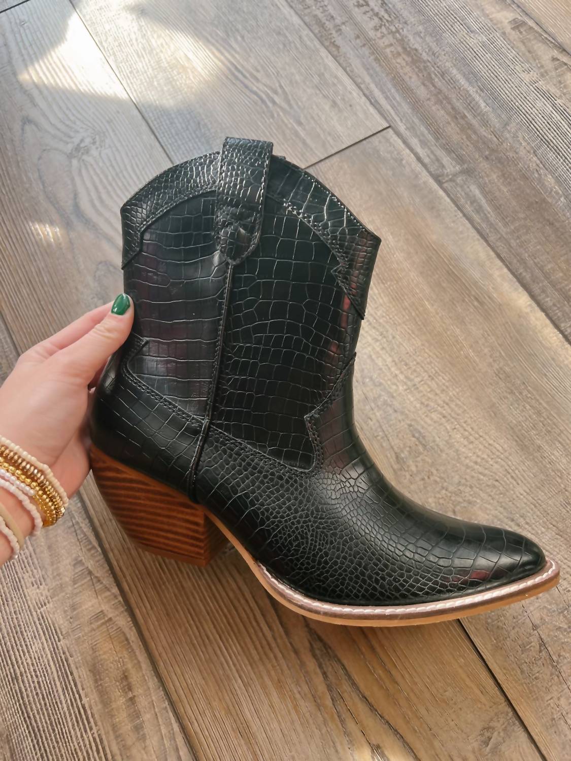 Arider Girl - Low Chunky Heel Western Boot