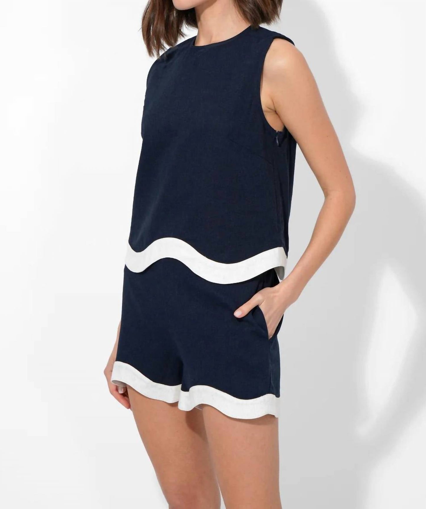 Adelyn Rae - Scalloped Linen Trim Short Set