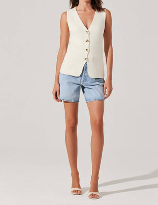 Astr - Jayce Sweater Vest Top