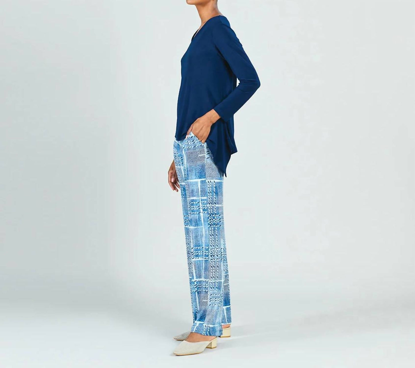 Clara Sun Woo - V Neck Side Flow Top
