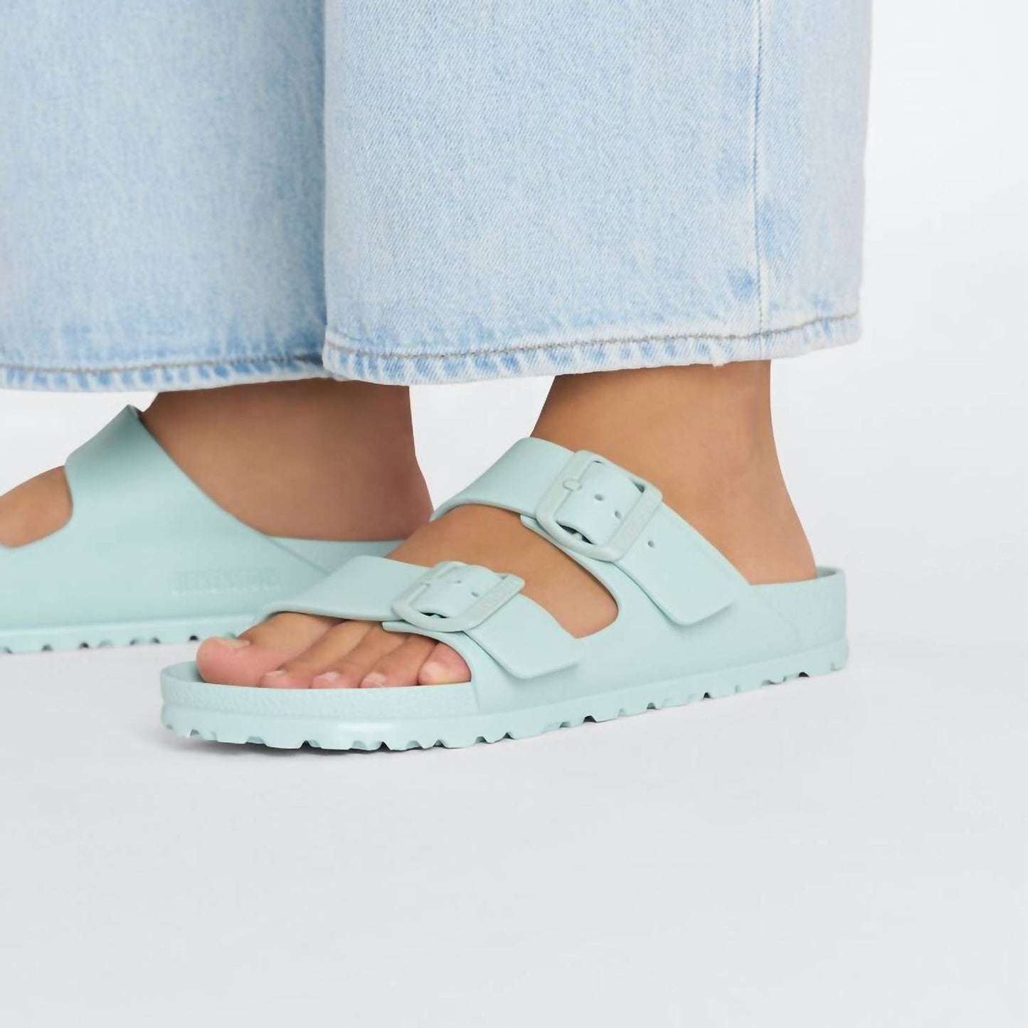Birkenstock - Women's Arizona Essentials EVA Sandal - Medium/Narrow