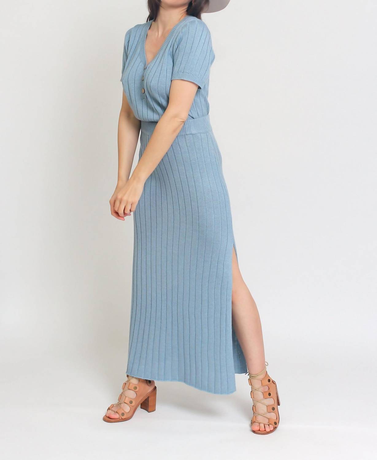 Promesa - Arielle Two Piece Sweater Skirt Set