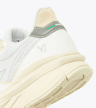 Diadora - Women's Atomo V7000 Sneaker