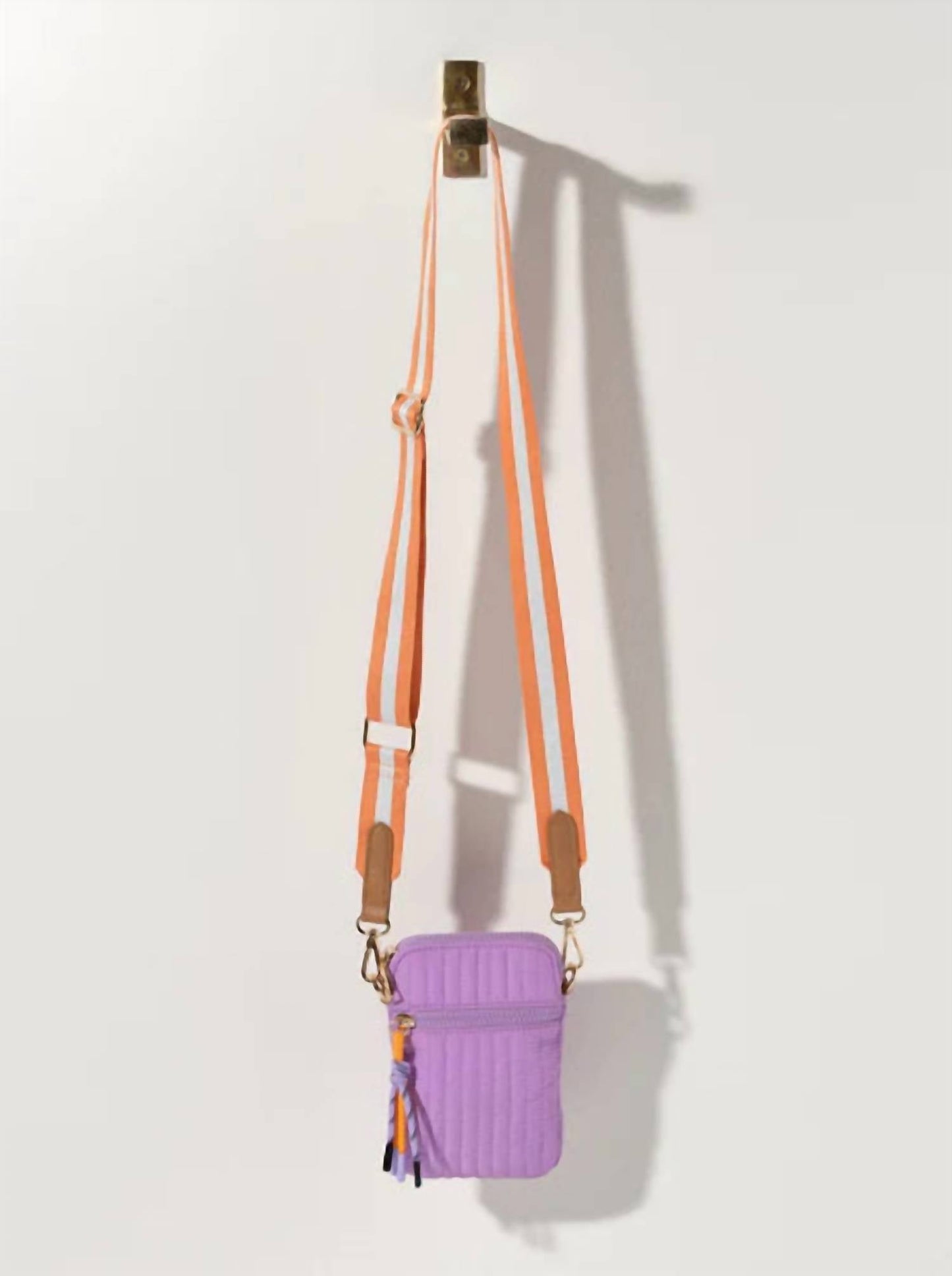 Shiraleah - Women's Ezra Phone Holder