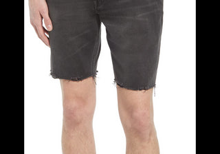 Shorts jeans Allsaints Switch Raw Hem em preto lavado