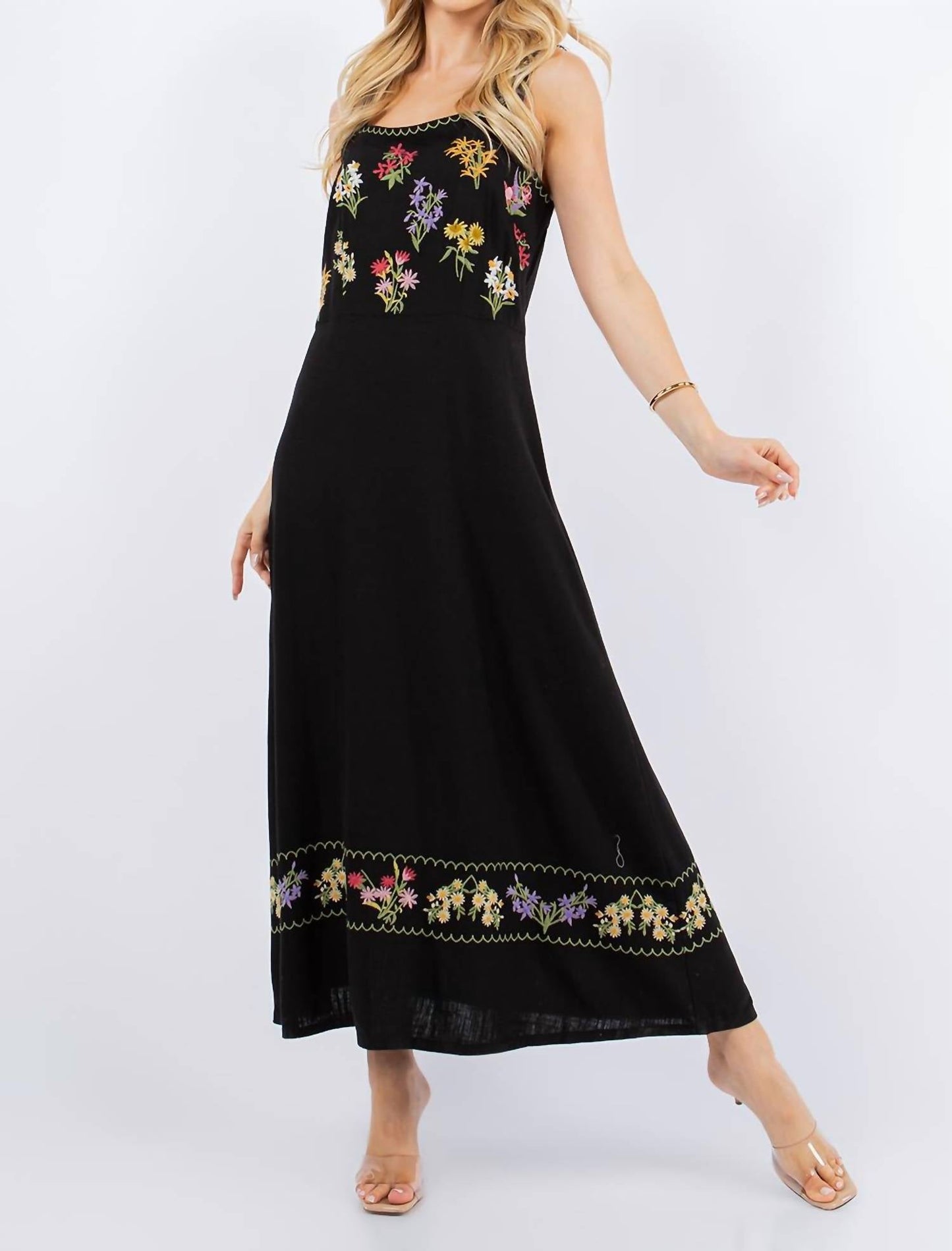 Paparazzi - Linen Blend Embroidered Maxi Dress